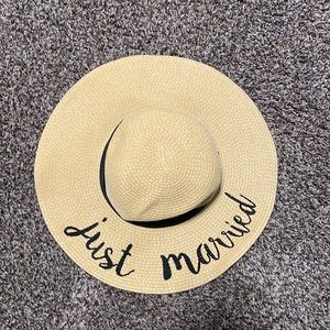 Brand new just married beach hat